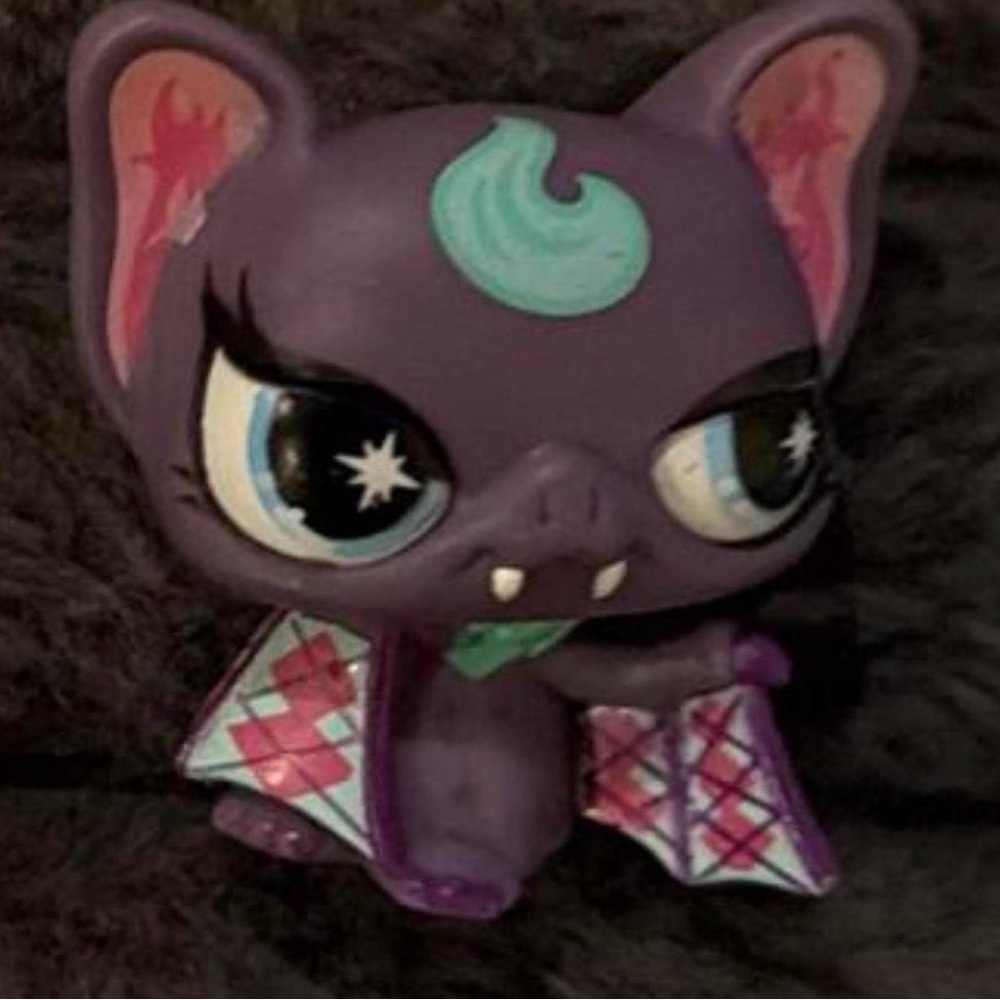 Rare Punkiest Bat Littlest Pet Shop